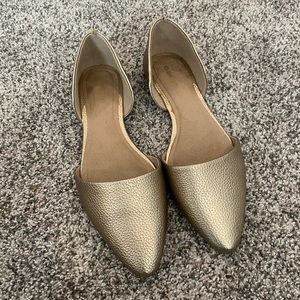 Gold Old Navy Pointy Flats